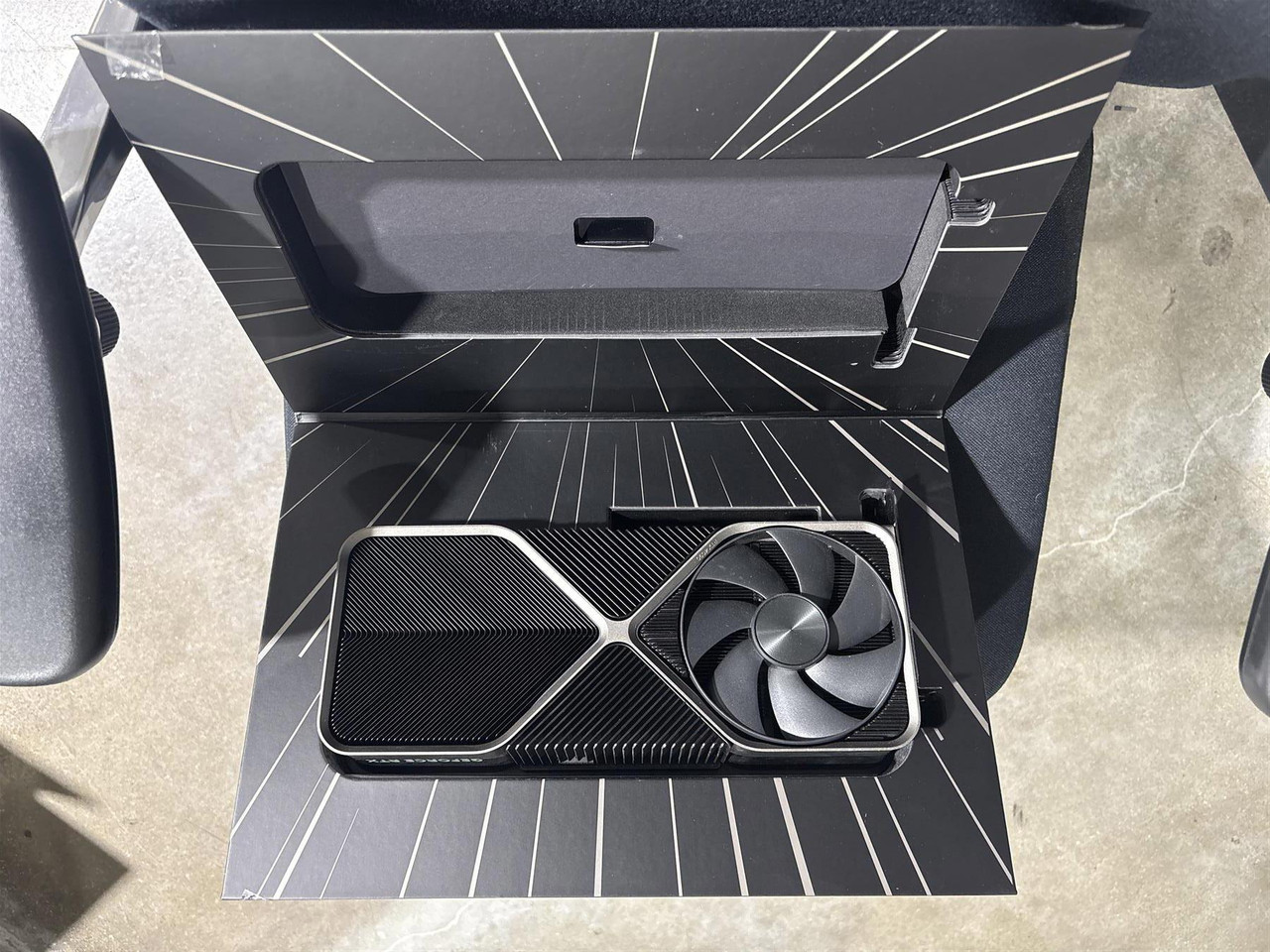 NVIDIA RTX 4090 Founders Edition 24GB GDDR6X GPU